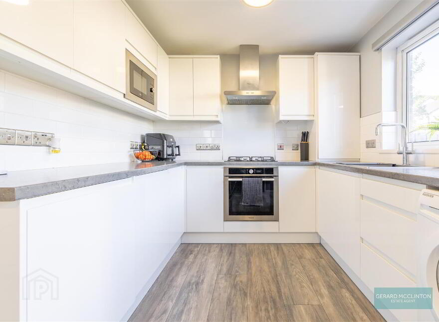 22 Lyndhurst View Avenue, Belfast, BT13 3XB