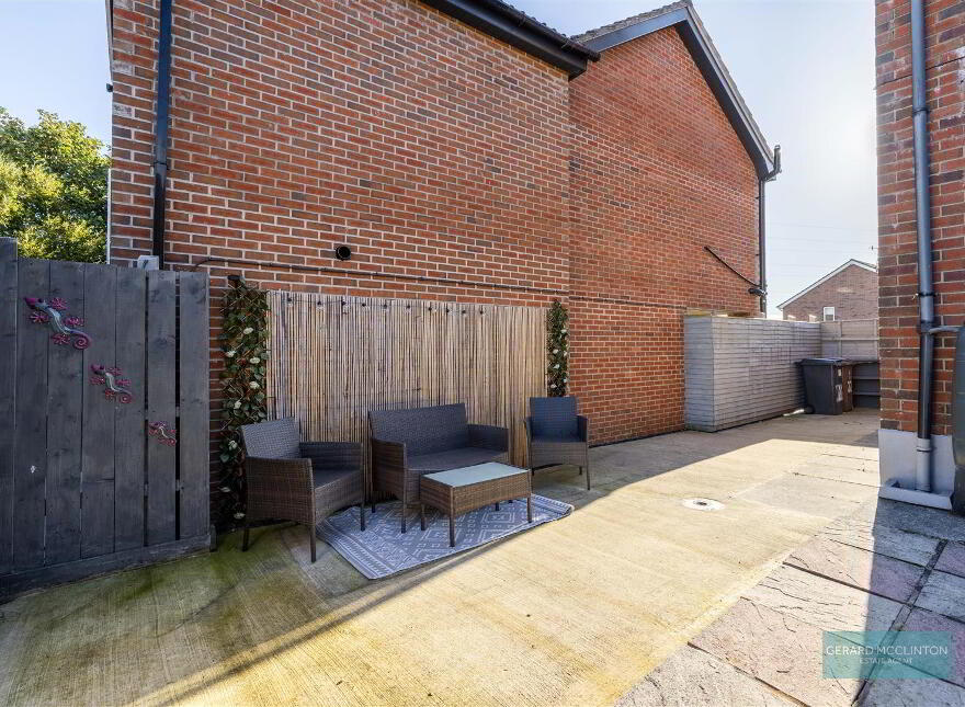 22 Lyndhurst View Avenue, Belfast, BT13 3XB