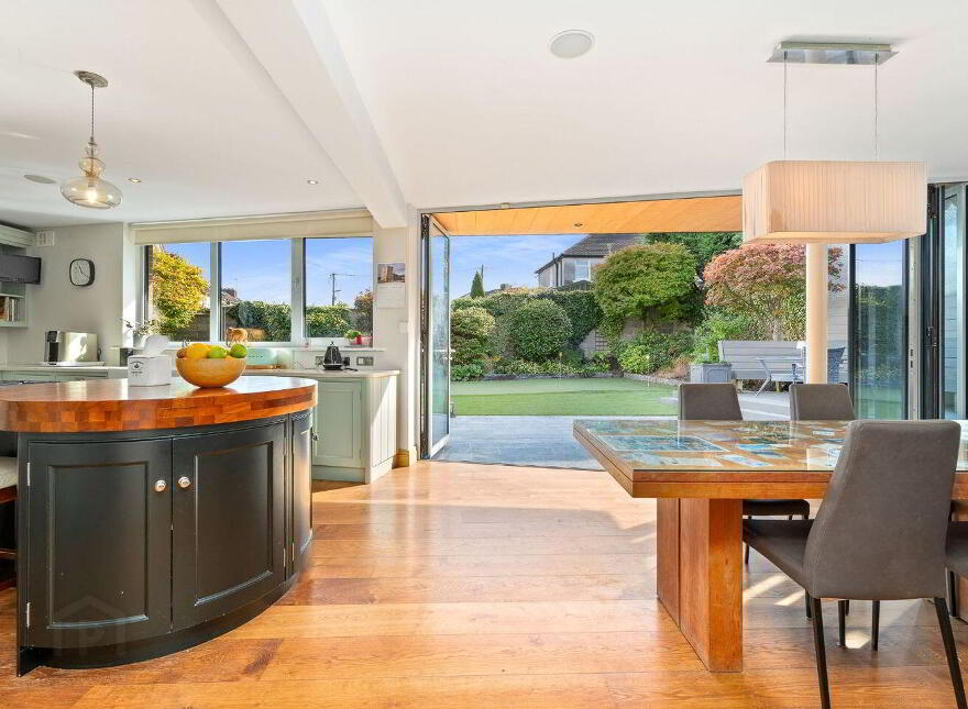 9 Janeville, Blackrock Road, Ballintemple, T12CVC4