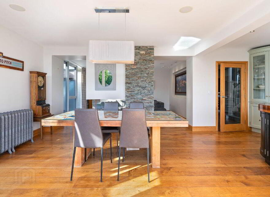 9 Janeville, Blackrock Road, Ballintemple, T12CVC4