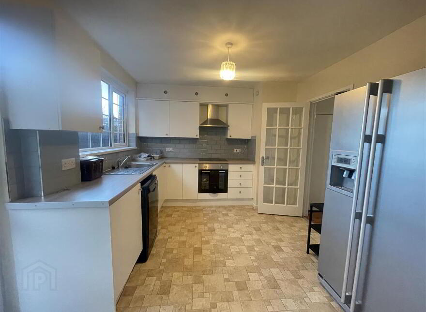 4 Locksley Grange, Belfast, BT10 0DW