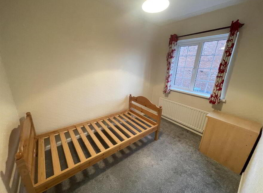 4 Locksley Grange, Belfast, BT10 0DW