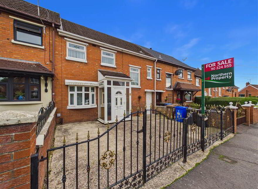 99 Bearnagh Drive, Belfast, BT11 8HT