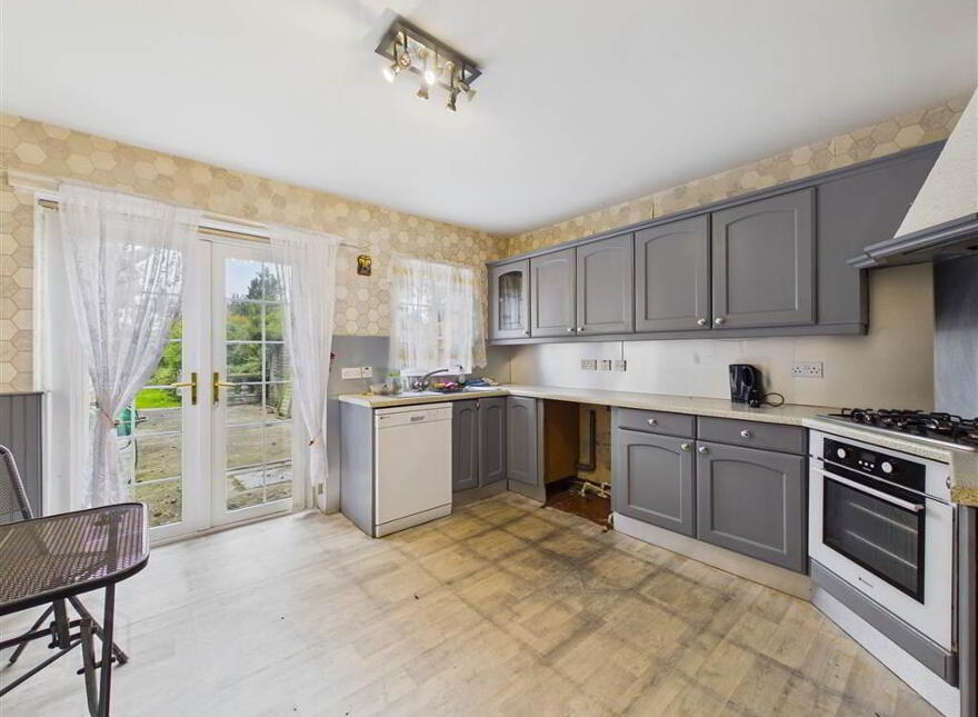 99 Bearnagh Drive, Belfast, BT11 8HT