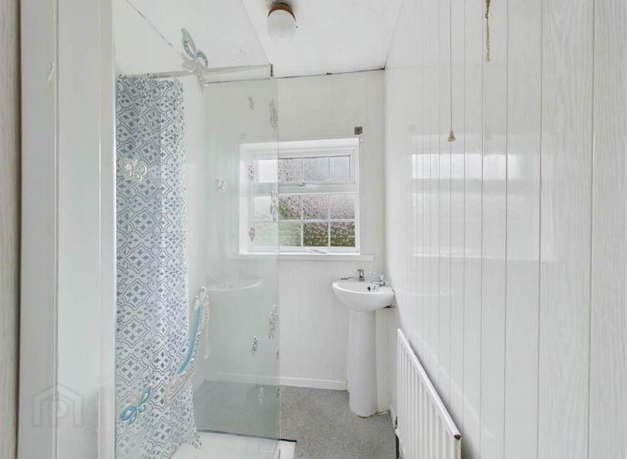 99 Bearnagh Drive, Belfast, BT11 8HT