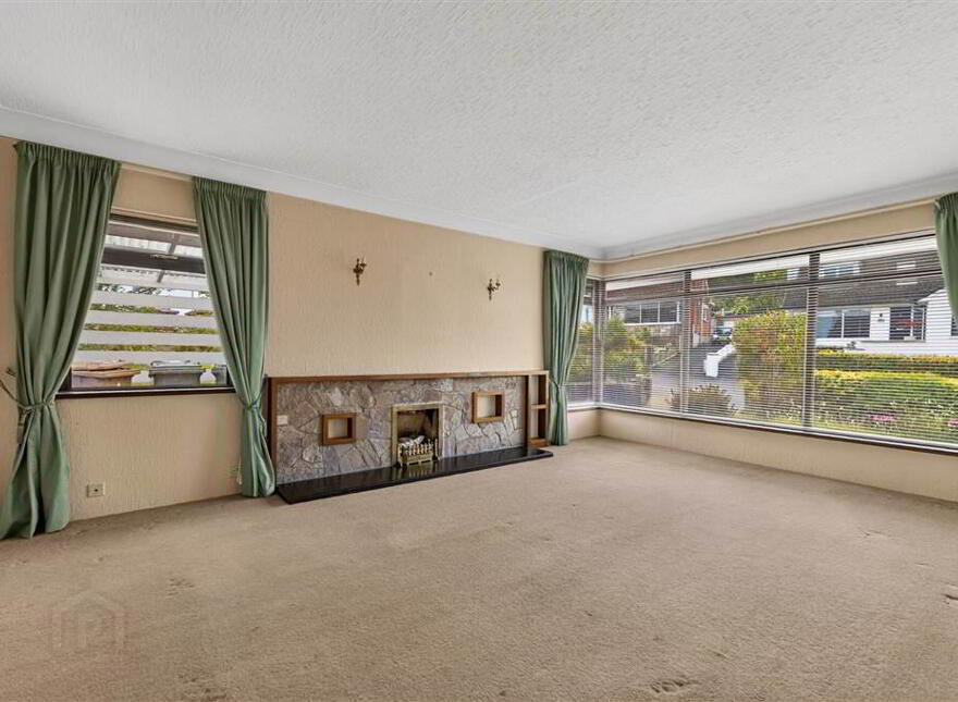 4 Glencregagh Drive, Off Upper Knockbreda Road, Belfast, BT6 0NL