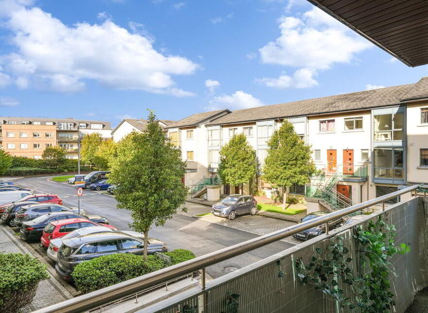 18 Fortunes Lawn, Citywest