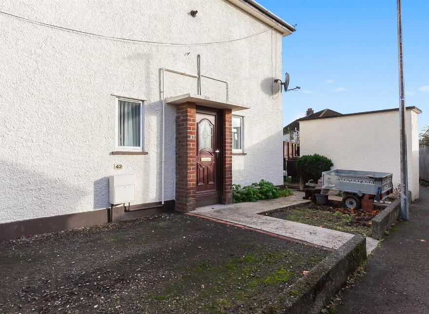 42 Rathcoole Drive, Newtownabbey, BT37 9AE