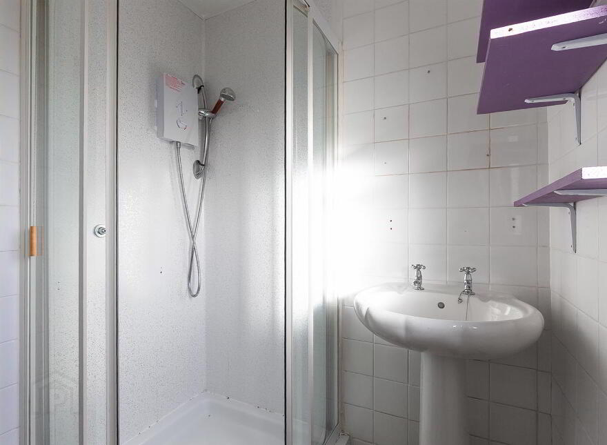 42 Rathcoole Drive, Newtownabbey, BT37 9AE