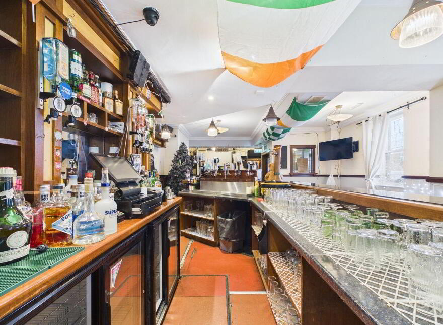 The Grattan Bar, 1-2 Bridge Street, Waterford, X91YD52