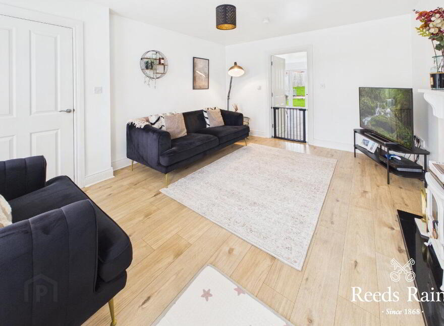 7 River Hill Crescent, Newtownards, BT23 7FQ