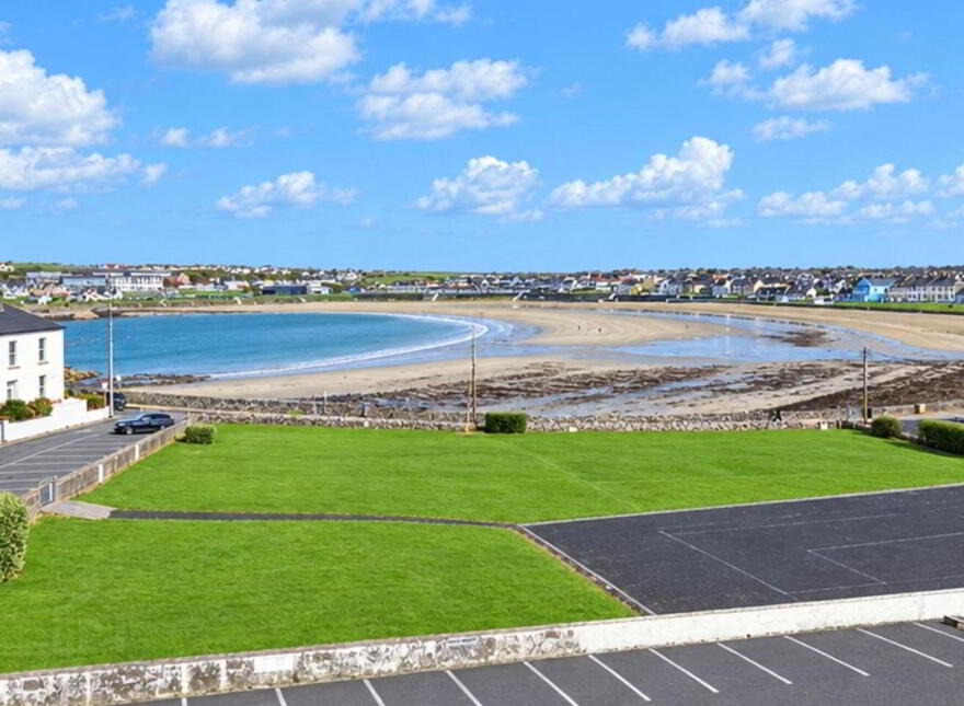 Apartment 3 Old Moore's, Wellington Square, Kilkee, V15Y223