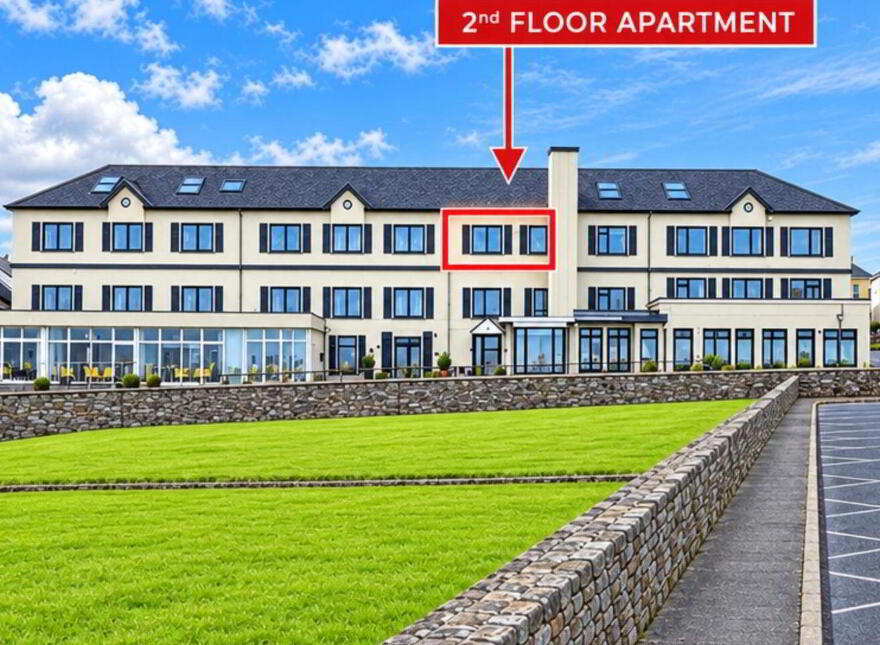Apartment 3 Old Moore's, Wellington Square, Kilkee, V15Y223