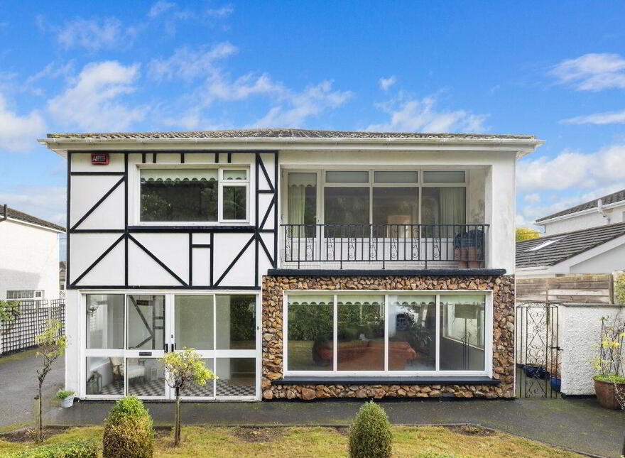 Thorndale, 11 King Edward Park, Bray, A98HP80