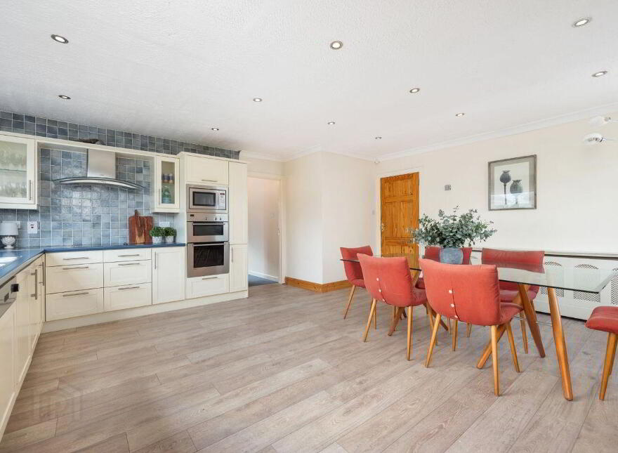 Thorndale, 11 King Edward Park, Bray, A98HP80