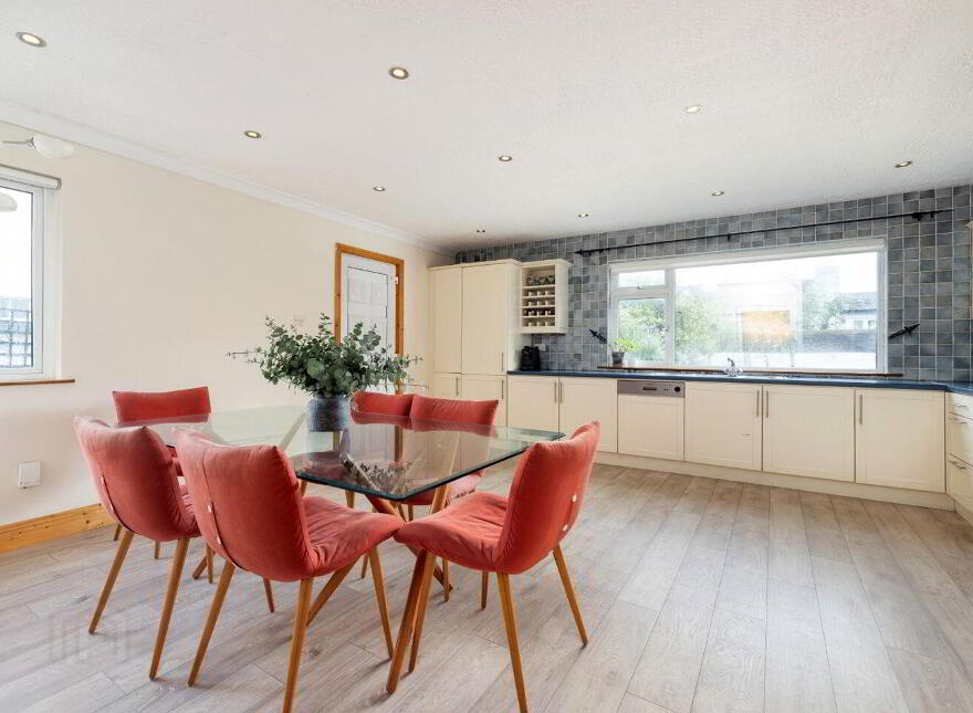 Thorndale, 11 King Edward Park, Bray, A98HP80