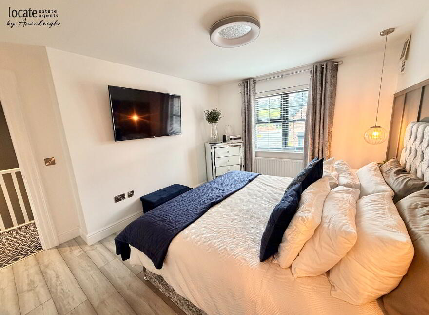 17 Cornmill Park, Campsie, Waterside, Derry, BT47 3FP