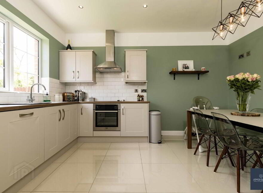 17 Lisnisky Crescent, Portadown, BT63 5FW