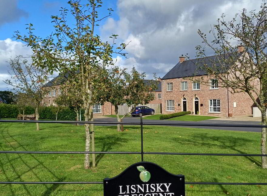 17 Lisnisky Crescent, Portadown, BT63 5FW