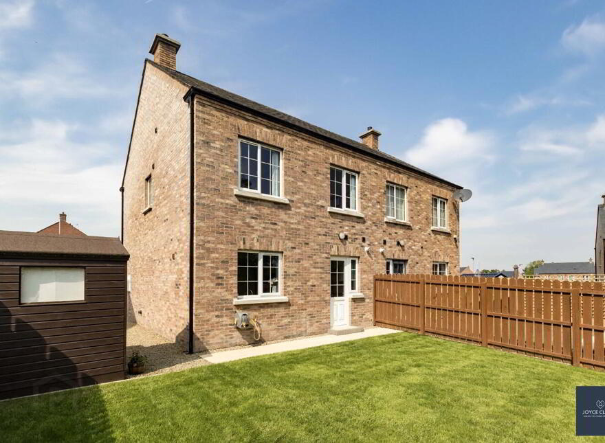 17 Lisnisky Crescent, Portadown, BT63 5FW