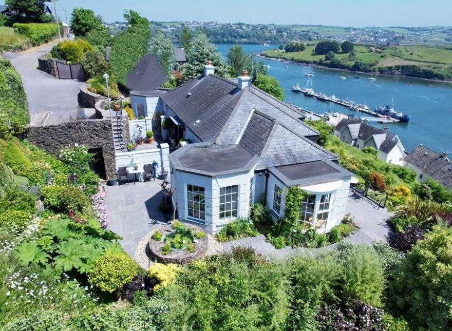 Joaney's Garden, Compass Hill, Kinsale, P17E308