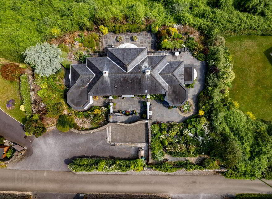 Joaney's Garden, Compass Hill, Kinsale, P17E308