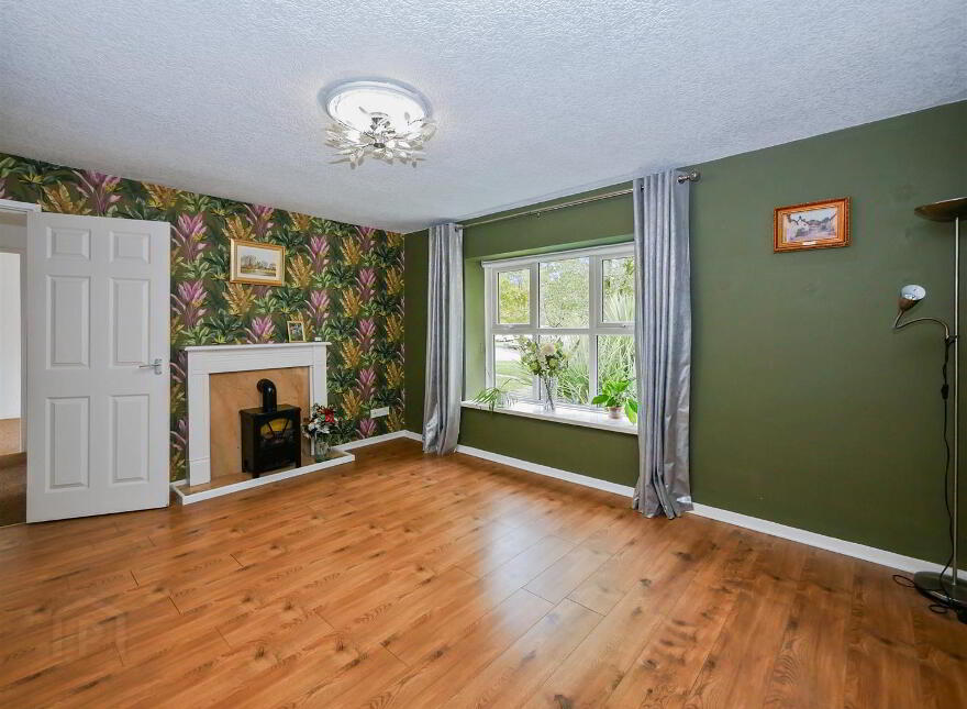 Flat 1B, Kilwarlin Walk, Fronting Belvoir Drive, Belfast, BT8 7EQ
