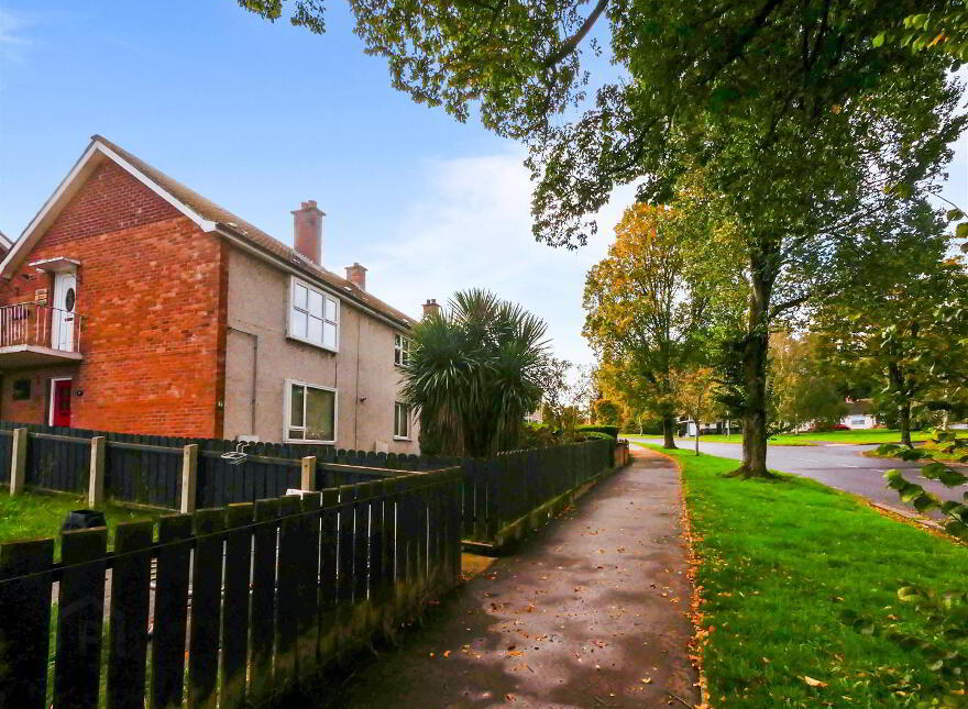 Flat 1B, Kilwarlin Walk, Fronting Belvoir Drive, Belfast, BT8 7EQ