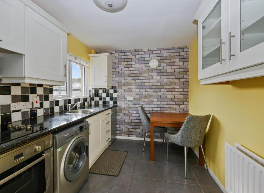 Flat 1B, Kilwarlin Walk, Fronting Belvoir Drive, Belfast, BT8 7EQ
