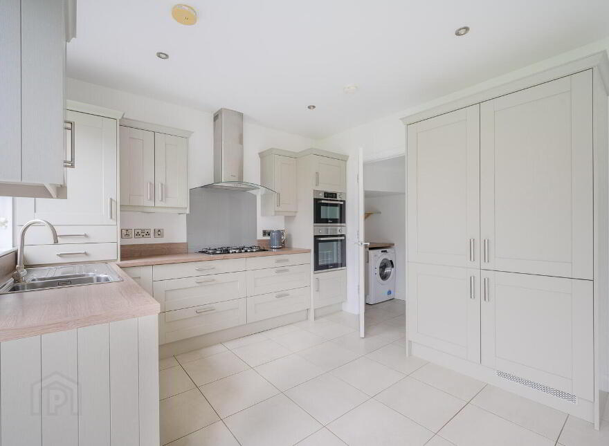 26 Prince Regent Park, Newtownards, BT23 7FT