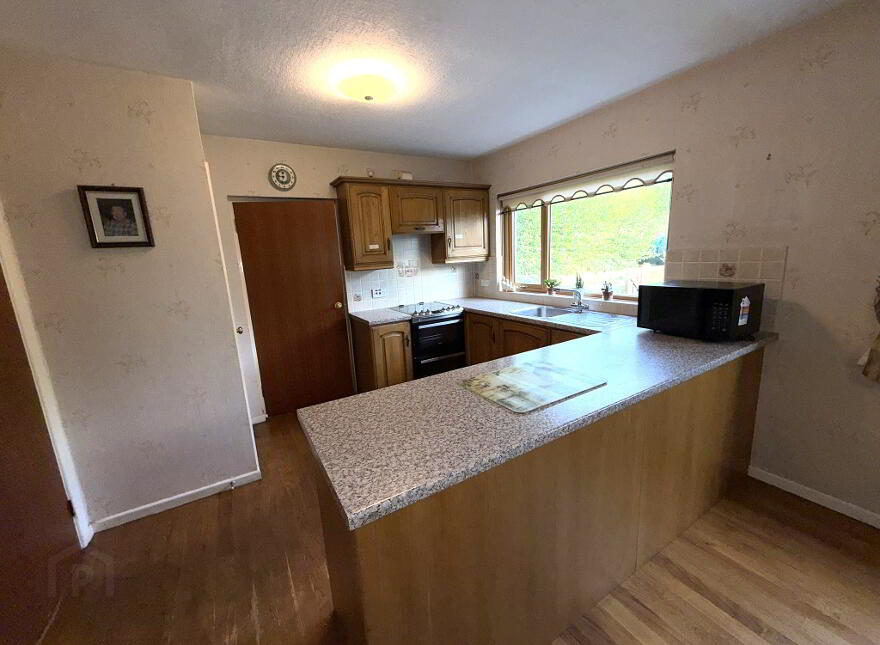 10 Ballyloughan Park, Ballymena, BT43 5HW