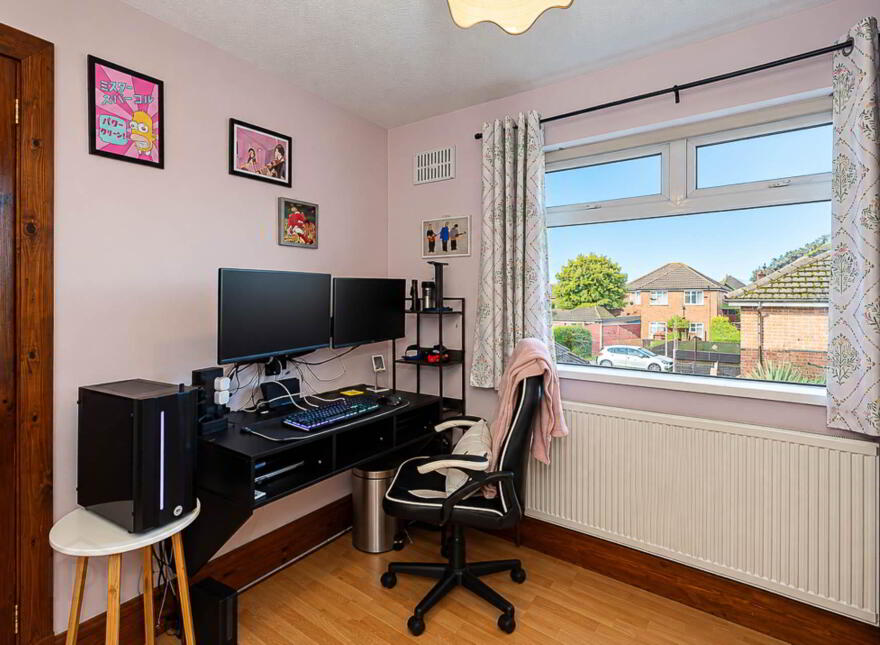 24 Hillsborough Gardens, Belfast, BT6 9DT