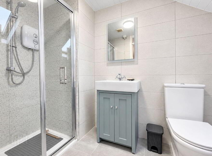 Kestrel Cottage, Colla Road, Schull, P81KW25