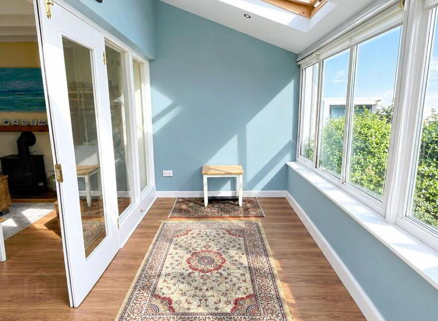 Kestrel Cottage, Colla Road, Schull, P81KW25