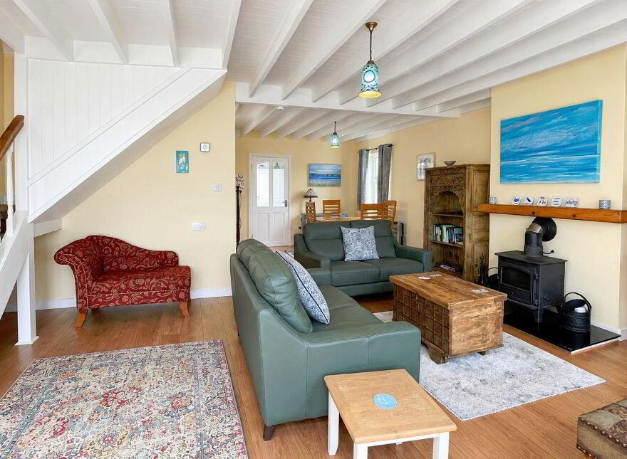 Kestrel Cottage, Colla Road, Schull, P81KW25