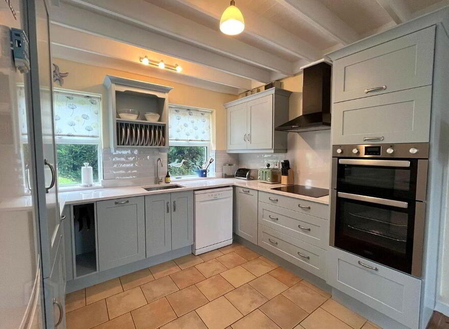 Kestrel Cottage, Colla Road, Schull, P81KW25