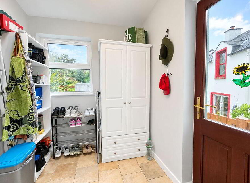Kestrel Cottage, Colla Road, Schull, P81KW25