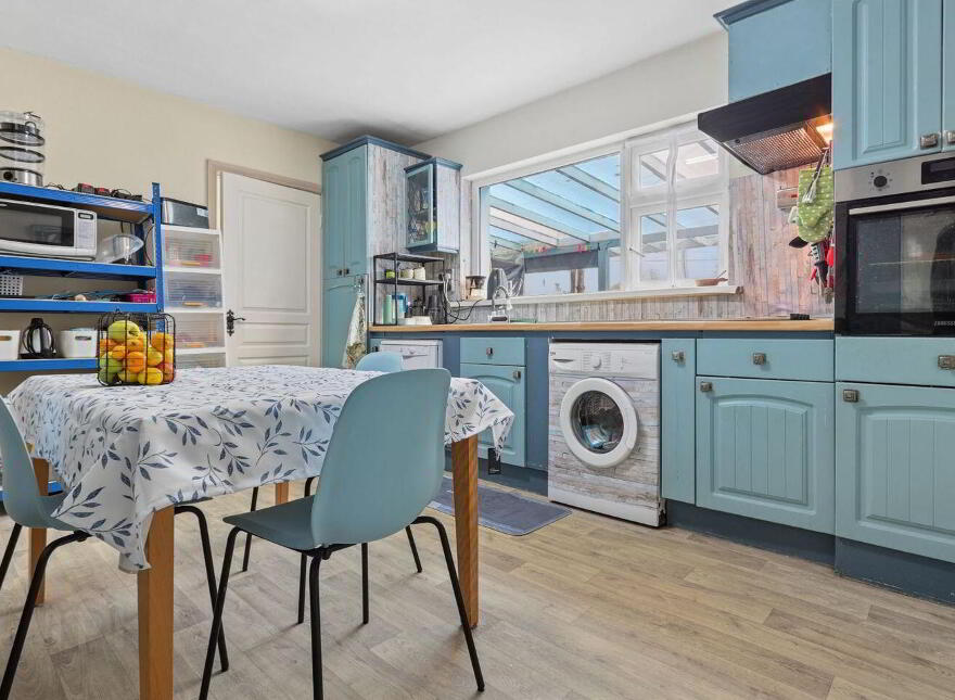 44 Bayview Estate, Carrignafoy, Cobh, P24RD27