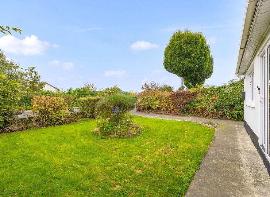 19 Mount Carmel, Newbridge, W12DK29