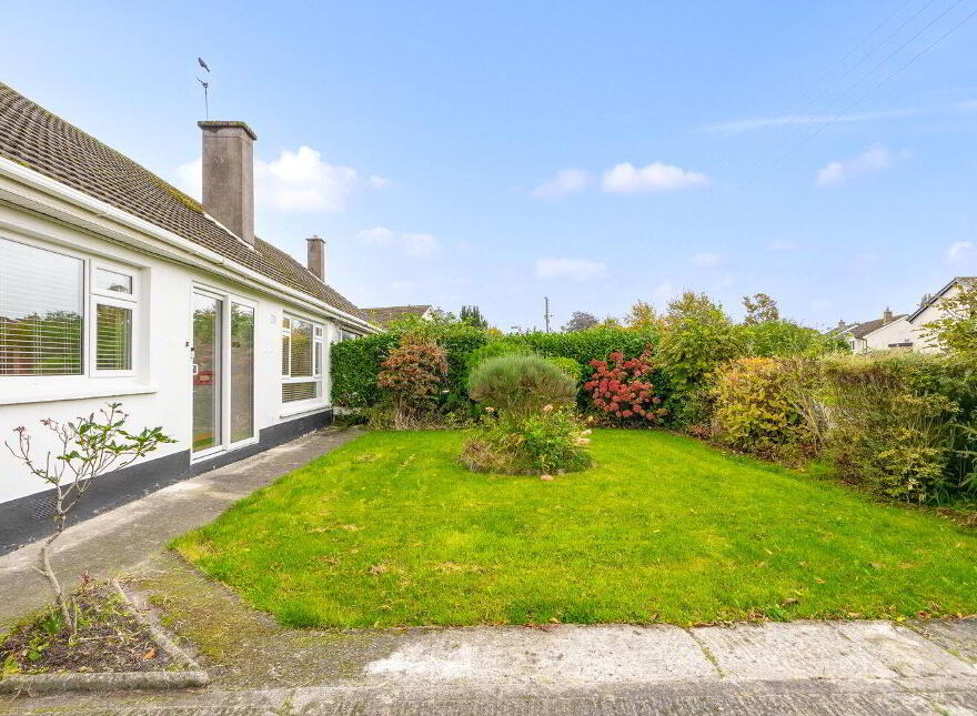 19 Mount Carmel, Newbridge, W12DK29