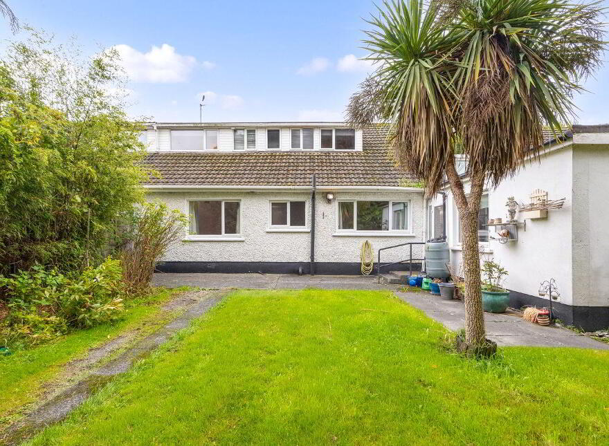 19 Mount Carmel, Newbridge, W12DK29