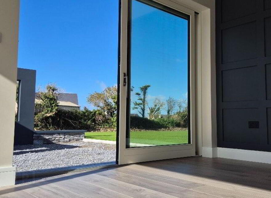 West Commons, Ardfert, V92KX82