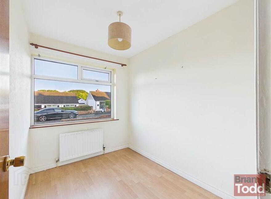 Wyncairn Avenue, Larne, BT40 2ED