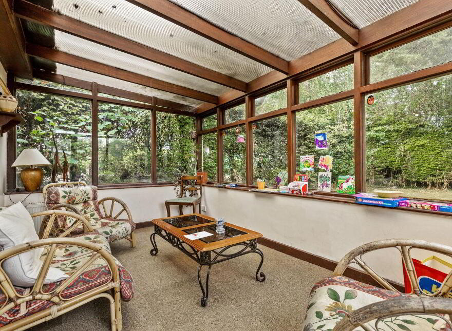 6 The Glade, Oak Park, Road, R93TF67