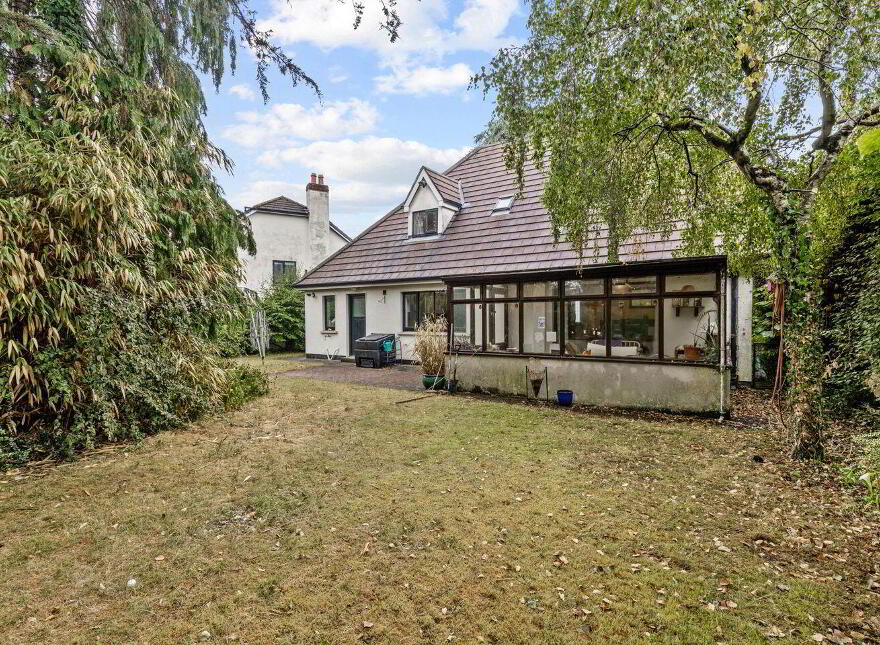 6 The Glade, Oak Park, Road, R93TF67