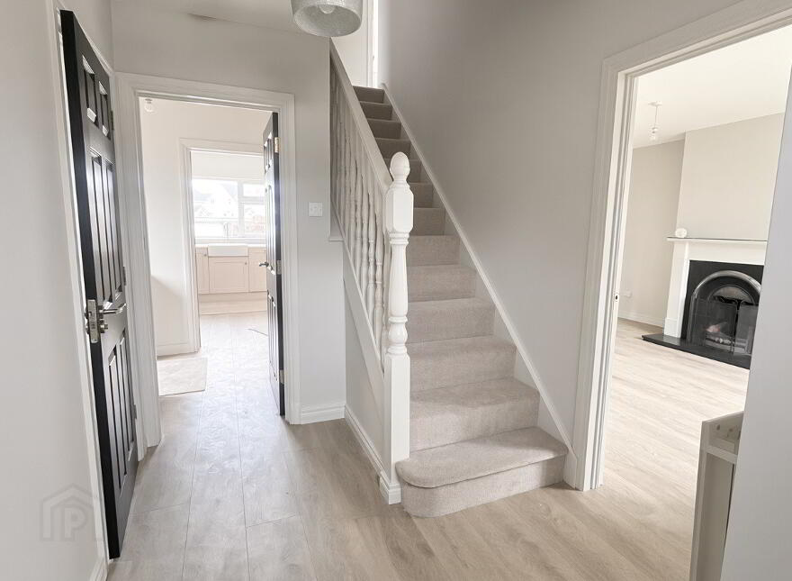 1 Galliagh Shore, Enniskillen, BT74 7GS