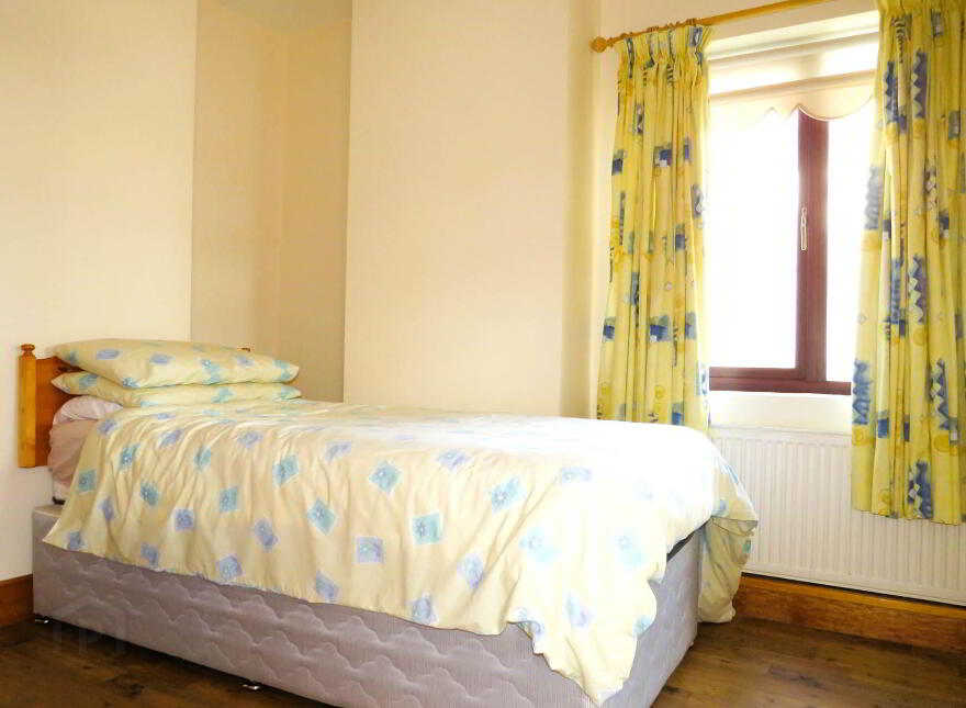 4 Holy Cross Place, Charleville, P56VW28