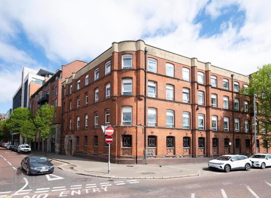 Flat 4 Tyrone House, 30 Adelaide Street, Belfast, BT2 8HH
