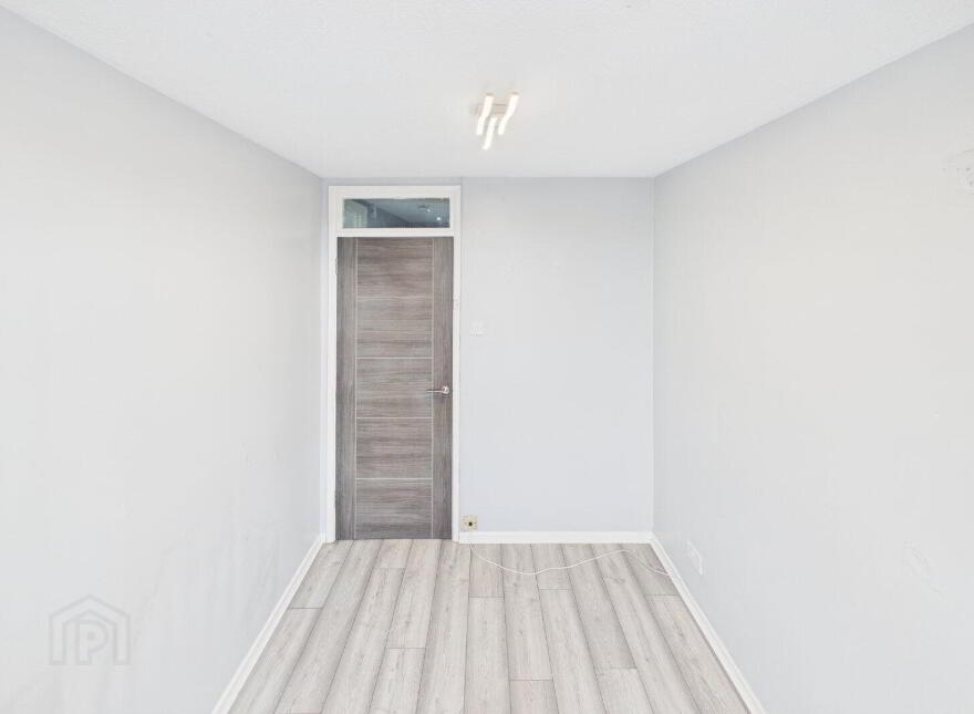 Flat 4 Tyrone House, 30 Adelaide Street, Belfast, BT2 8HH