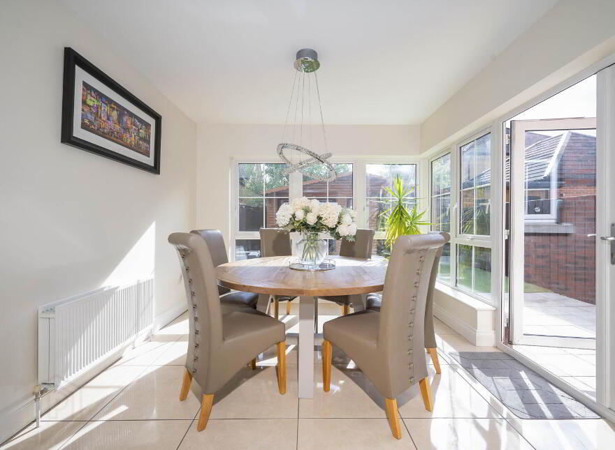23 Magheralave Meadows, Lisburn, BT28 3NT